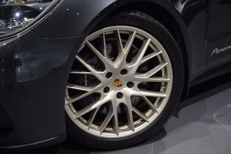 Porsche Panamera bild 2