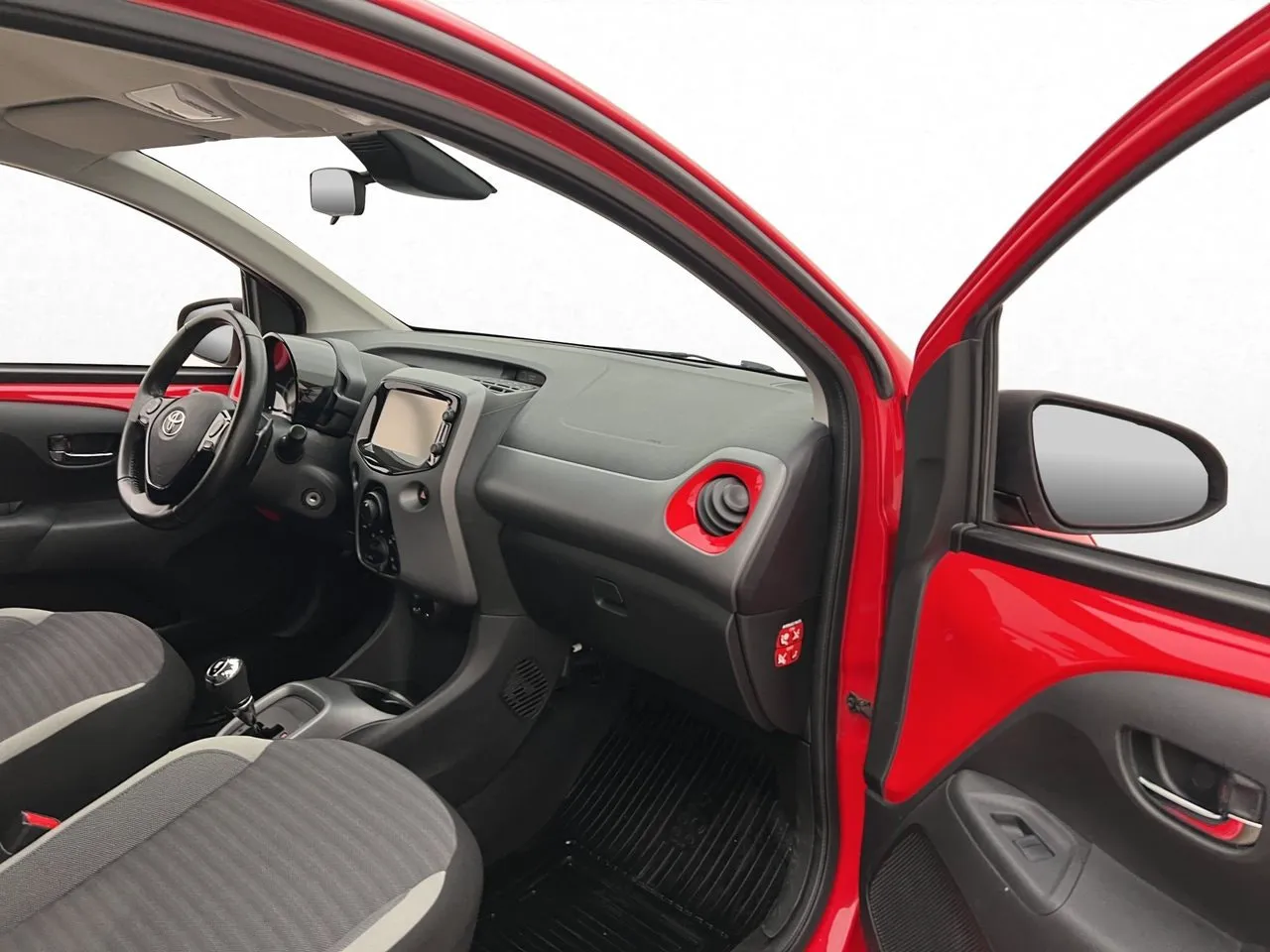 Vehicle image 14