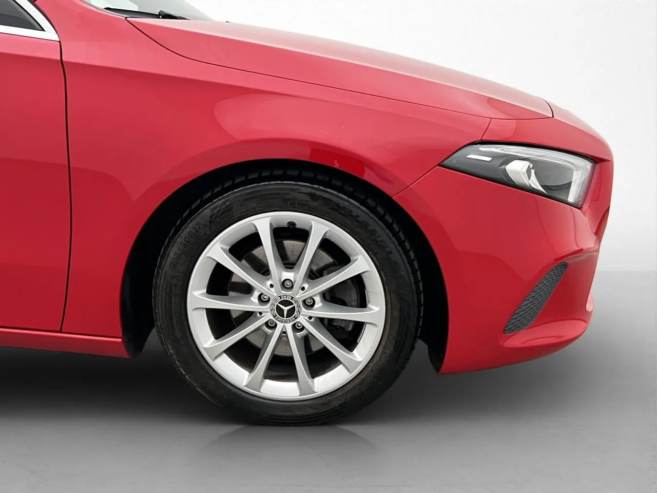 Vehicle image 30