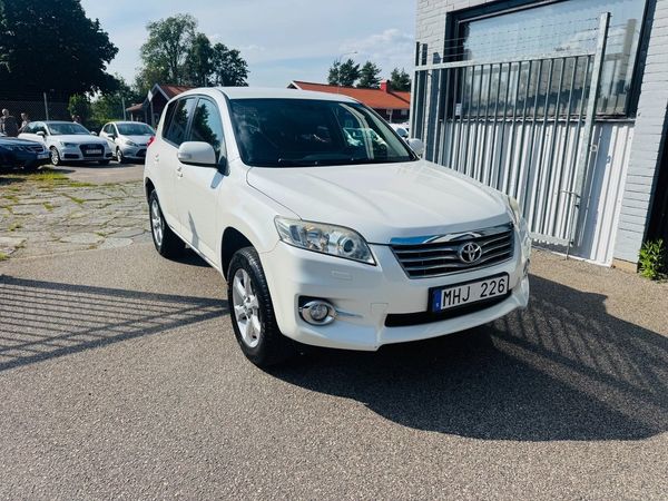 Toyota RAV4 2.0 VVT-i 158HK 4x4 / DRAG - 2012