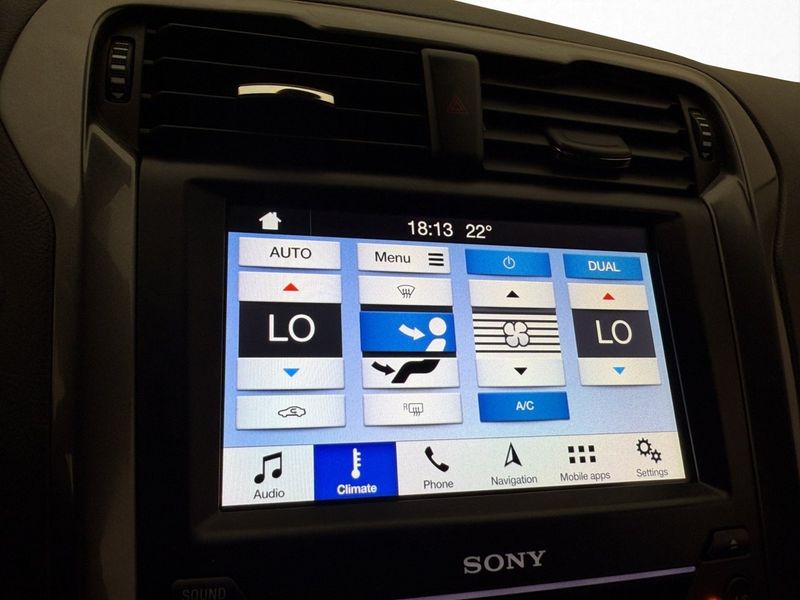 Ford Mondeo bild 26