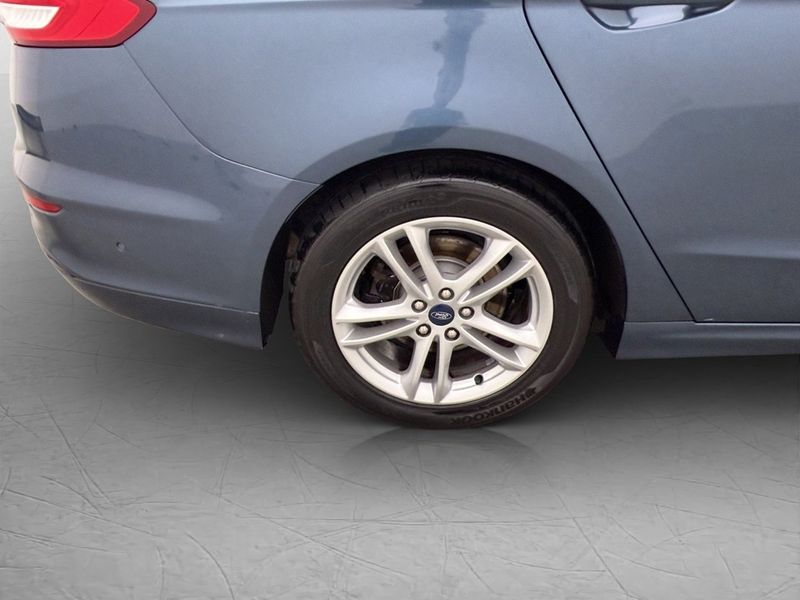 Ford Mondeo bild 31