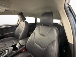 Ford Mondeo bild 16