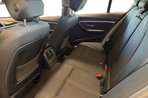 BMW 330 bild 6