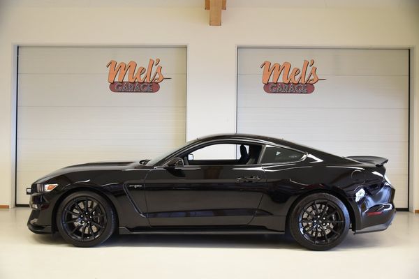 Ford Mustang Shelby GT350 709 mil Riktigt trevlig bil rakt igenom - 2017