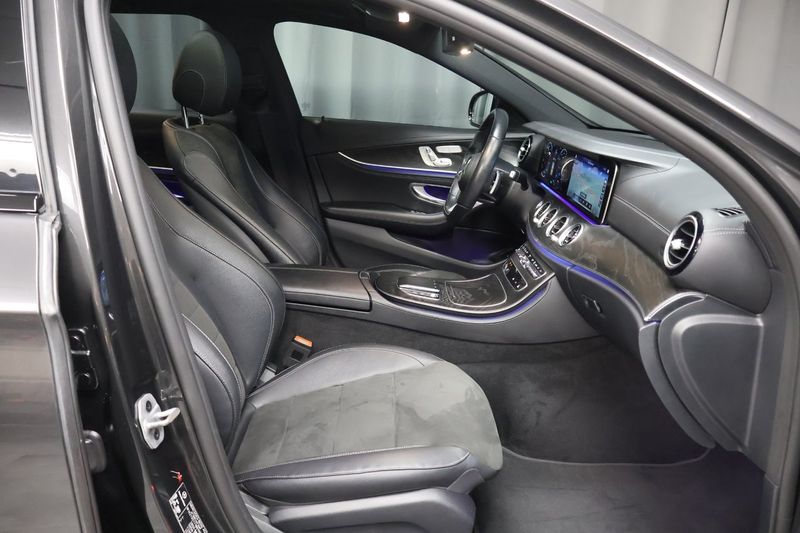 Mercedes E300 bild 18