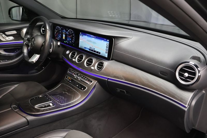 Mercedes E300 bild 16