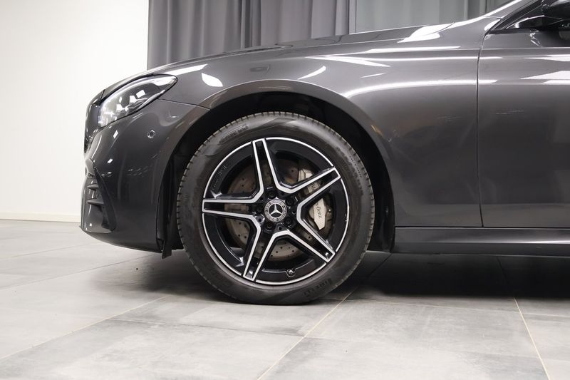 Mercedes E300 bild 6
