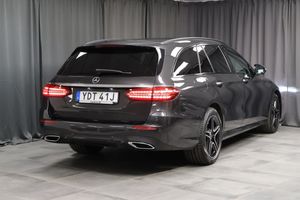 Mercedes E300 bild 2