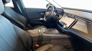 Mercedes E300 bild 3