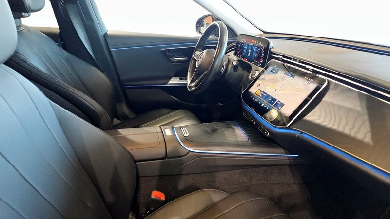 Mercedes E300 bild 3