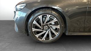 Mercedes E300 bild 9
