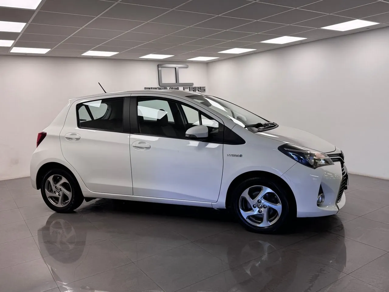 Vehicle image 9