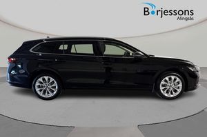Skoda Superb bild 2