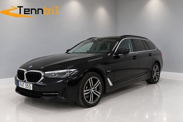BMW 530 e xDrive Touring Läder Cockpit BLIS P-Värme Dragkrok - 2023