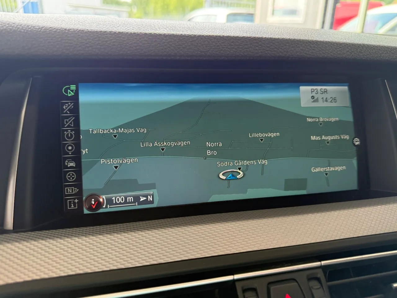 Vehicle image 23