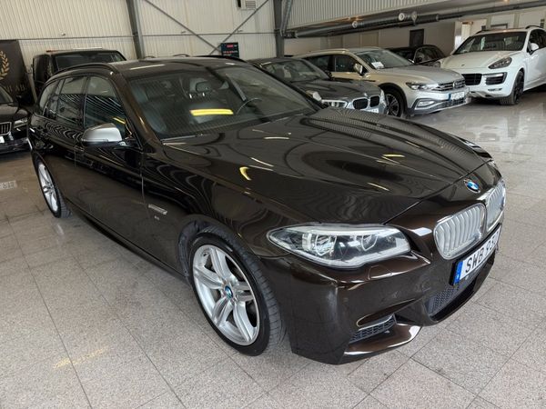 BMW M550 D xDrive Touring M Sport 381hk LCI Svensksåld Panorama - 2015