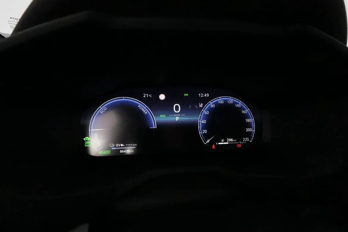 Vehicle image 21