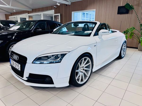 Audi TT Roadster 2.0 TFSi Quattro S-Line - 2012