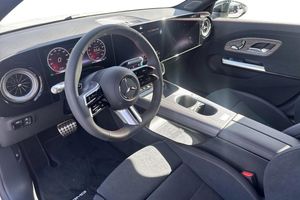 Mercedes CLA250 bild 9
