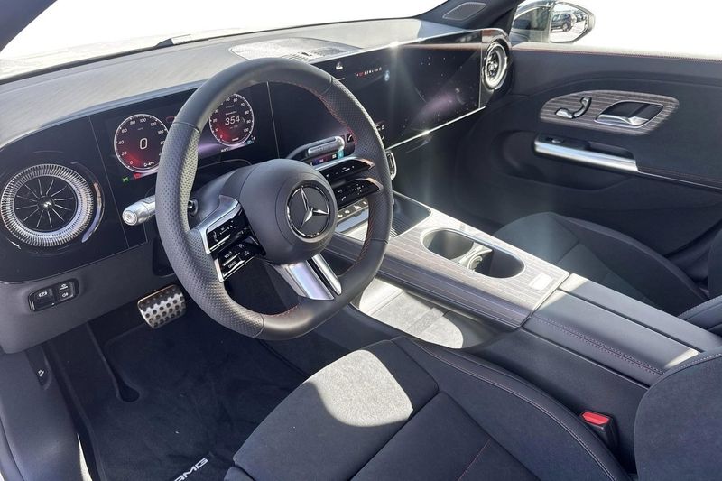 Mercedes CLA250 bild 9