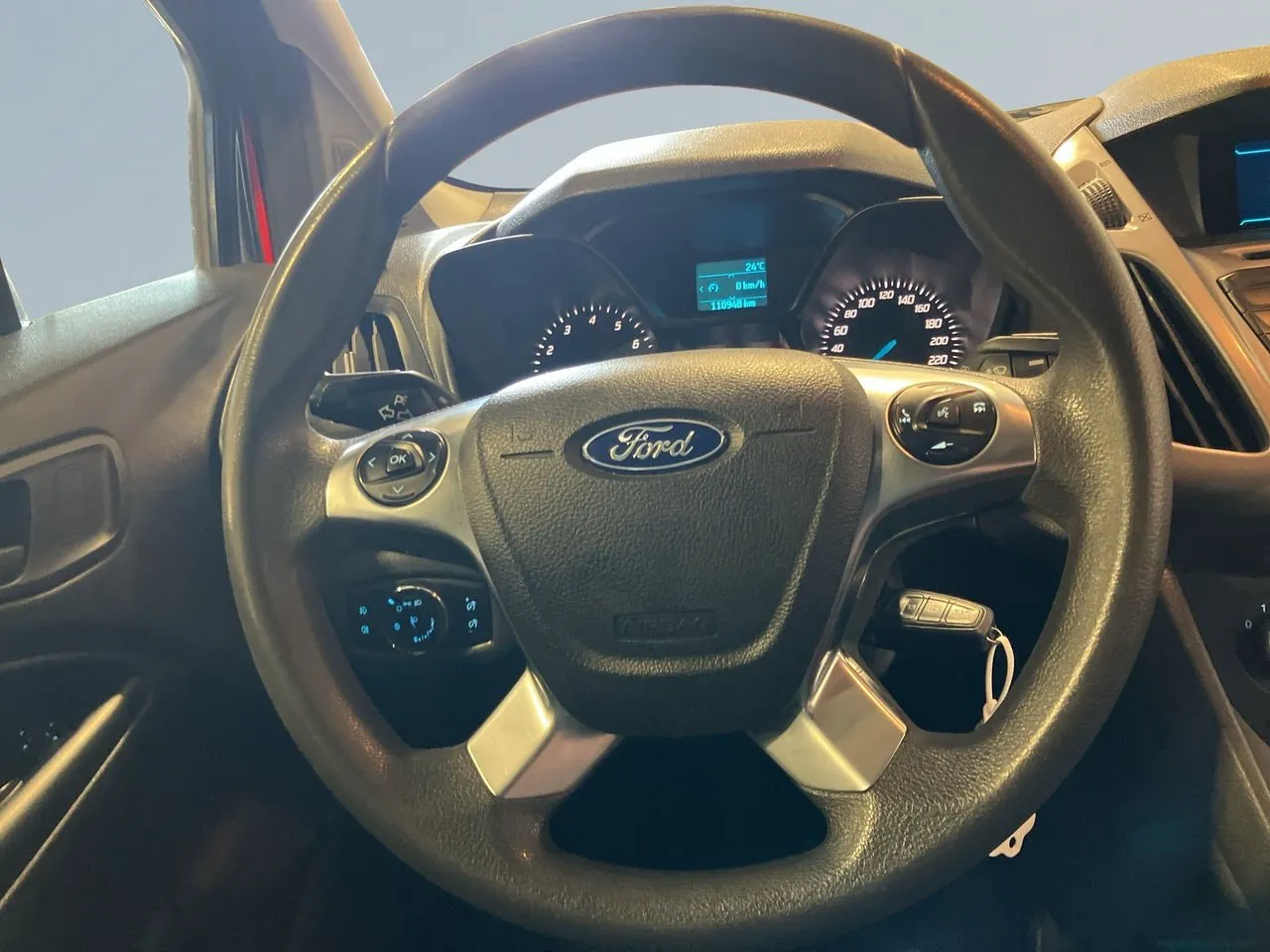 Vehicle image 14