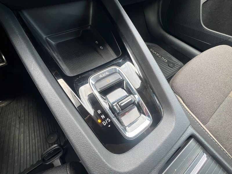Skoda Octavia bild 12