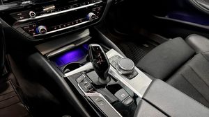 BMW 530 bild 13