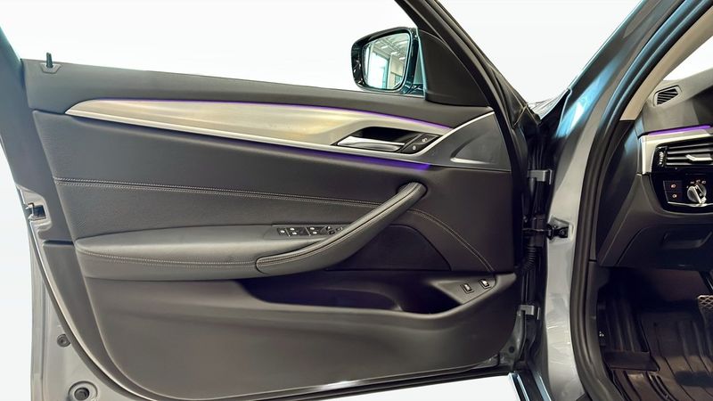BMW 530 bild 11