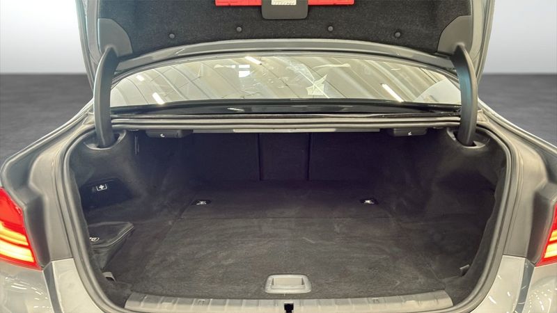 BMW 530 bild 10