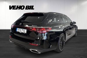 Mercedes E300 bild 3