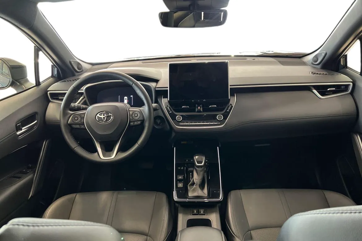 Vehicle image 8