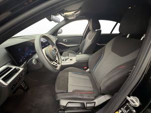 BMW 330 bild 12
