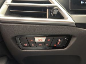 BMW 330 bild 33