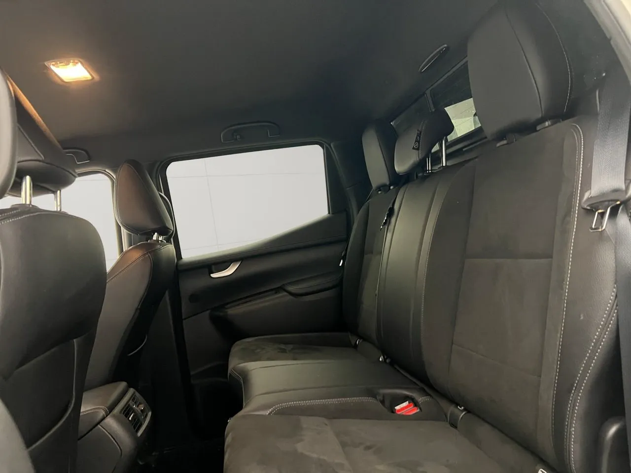 Vehicle image 31