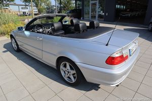 BMW 320 bild 12