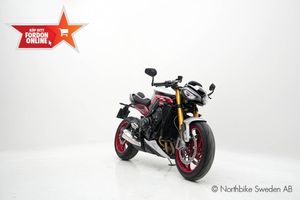 Triumph Street Triple bild 2