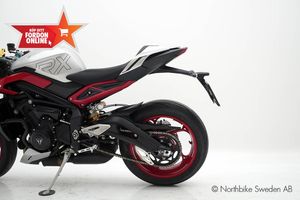 Triumph Street Triple bild 7