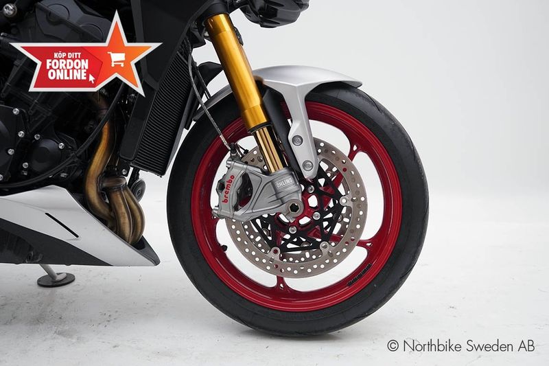 Triumph Street Triple bild 15