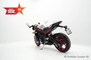 Triumph Street Triple bild 5