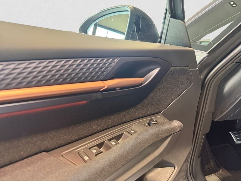 Cupra Born bild 8