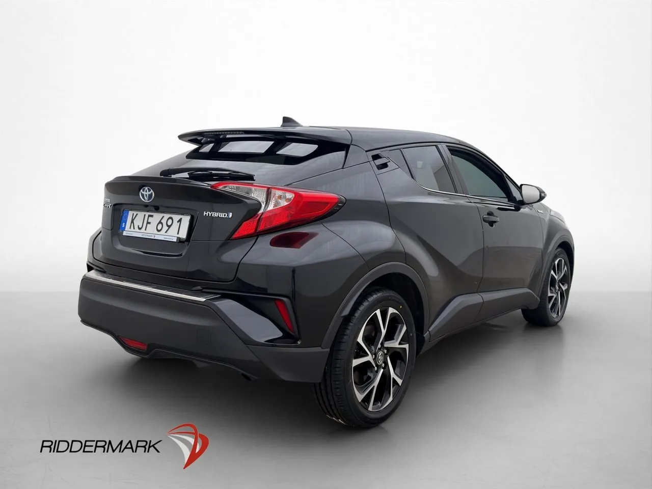 Vehicle image 7