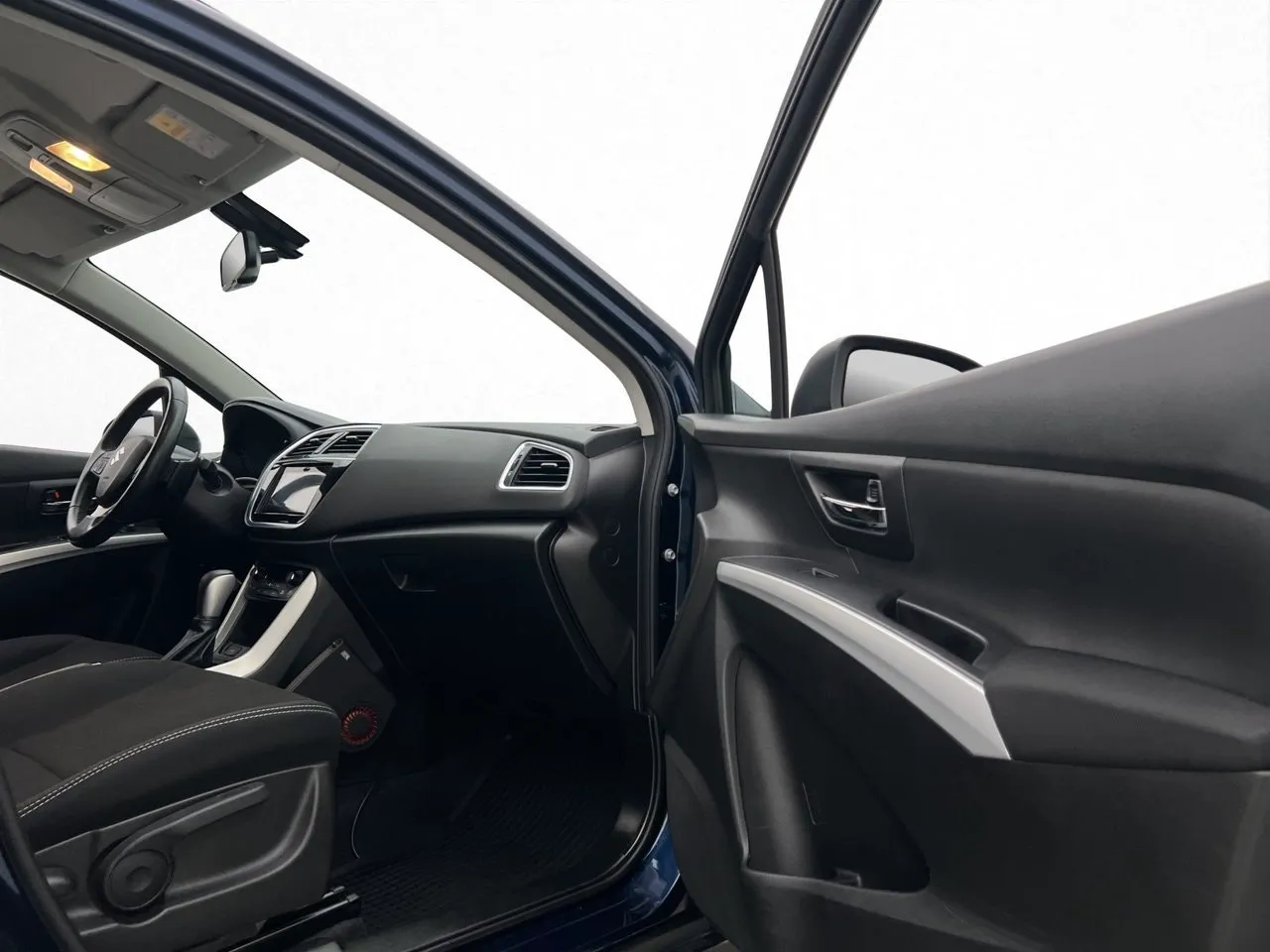 Vehicle image 23