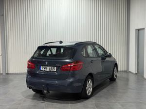 BMW 216 bild 8