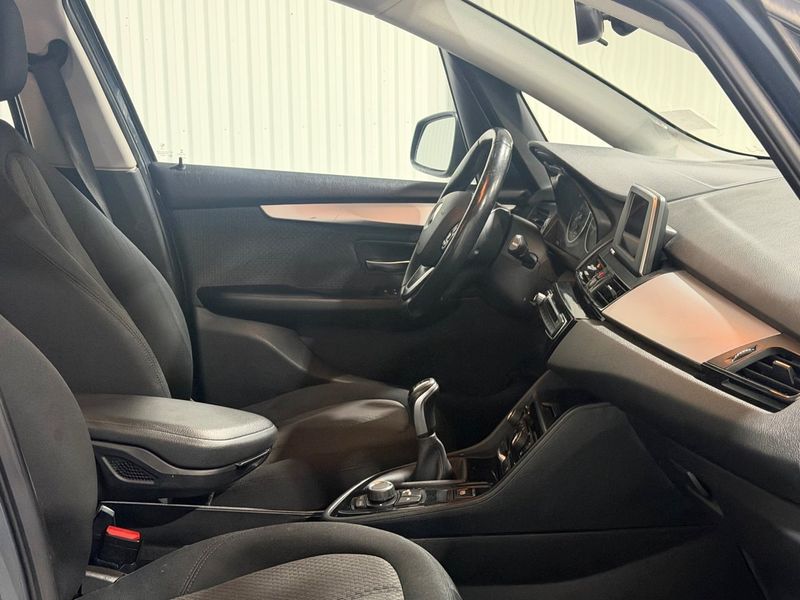 BMW 216 bild 3