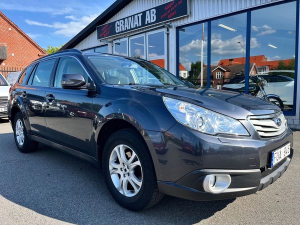 Subaru Outback 2.5 4WD Lineartronic Business 167HK - 2011