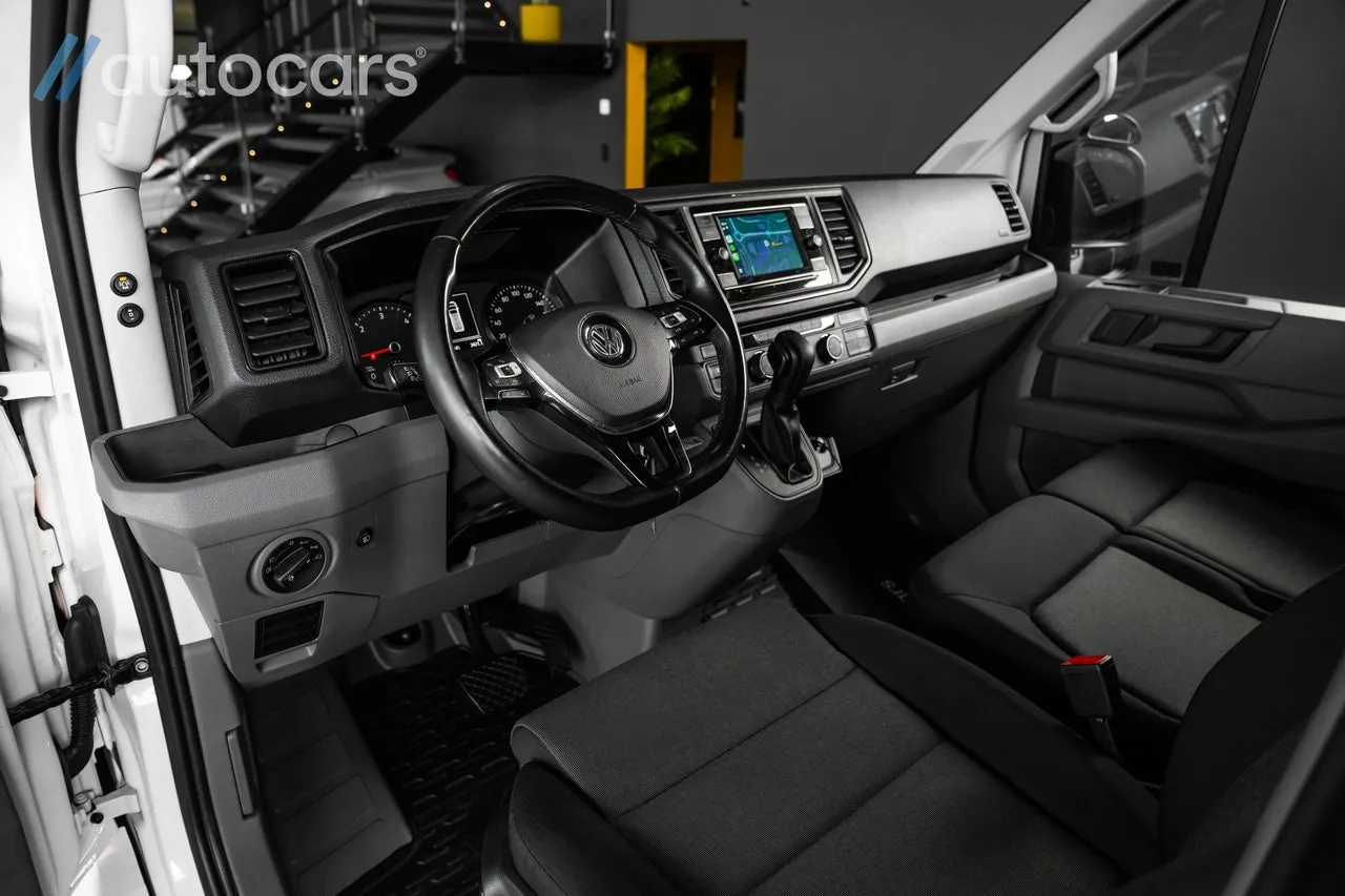 Vehicle image 21