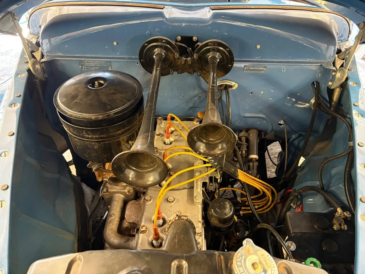 Vehicle image 18