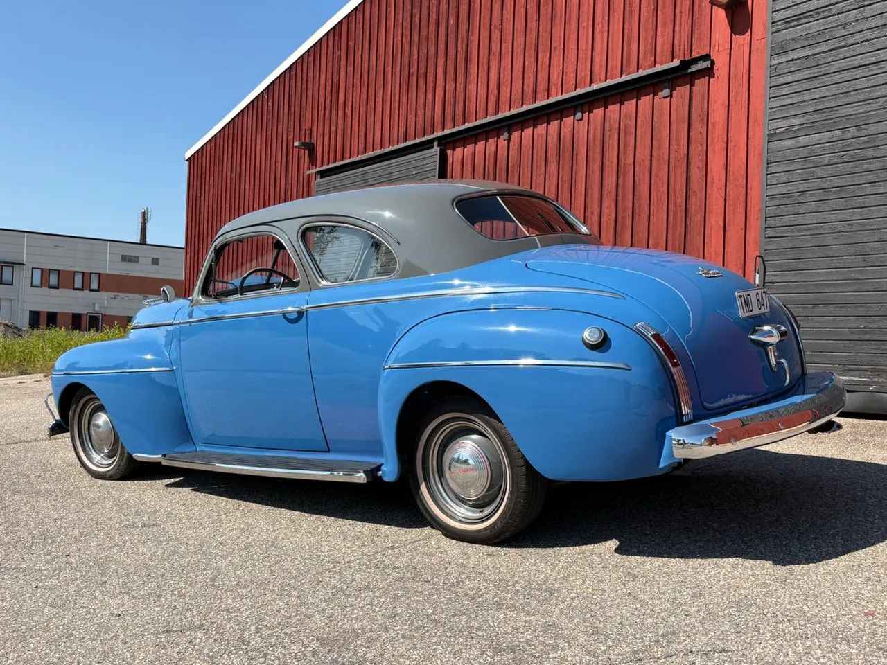 Vehicle image 7