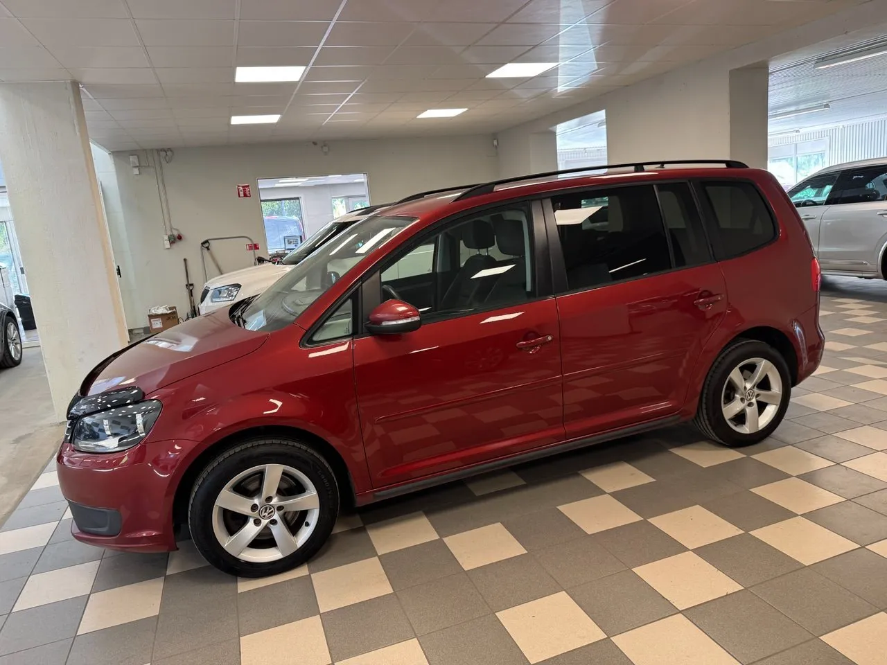 Vehicle image 1